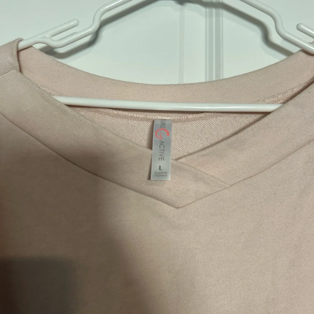 Guru Active Women’s Large Pink Pullover Sweater - Picture 2 of 4